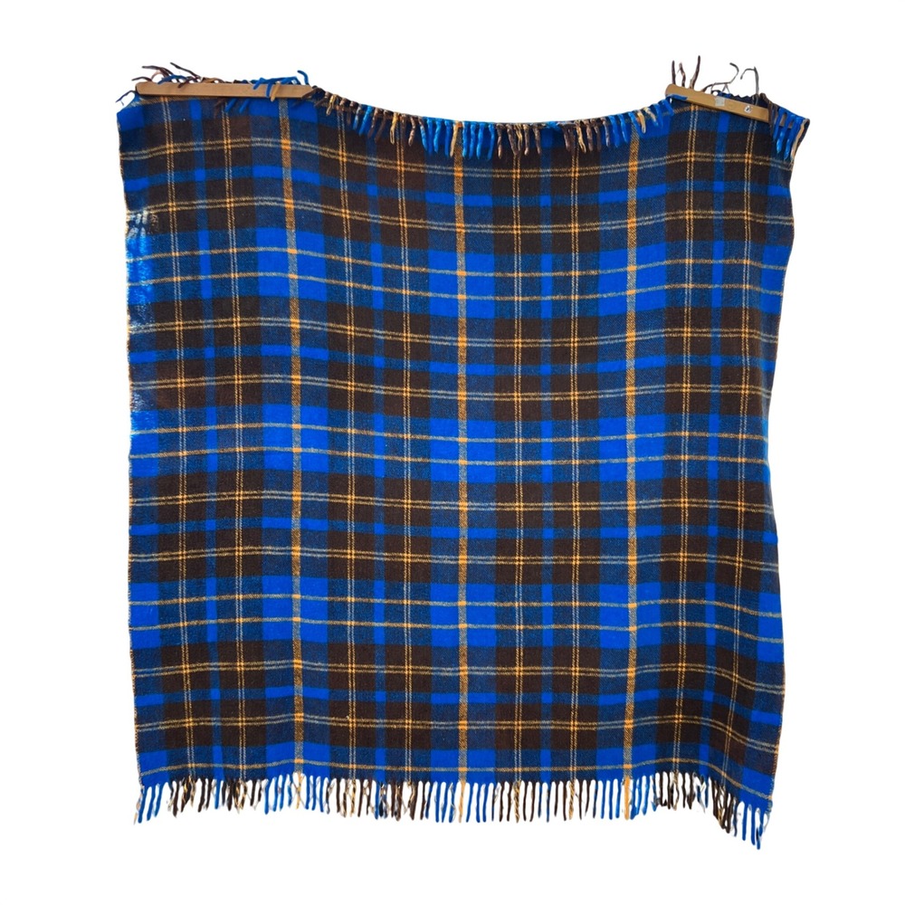 Pair VTG Wool Irish Tartan Plaid Throw Camp Blankets Blue Fringe Cabin Boy Bunk - Picture 4 of 8